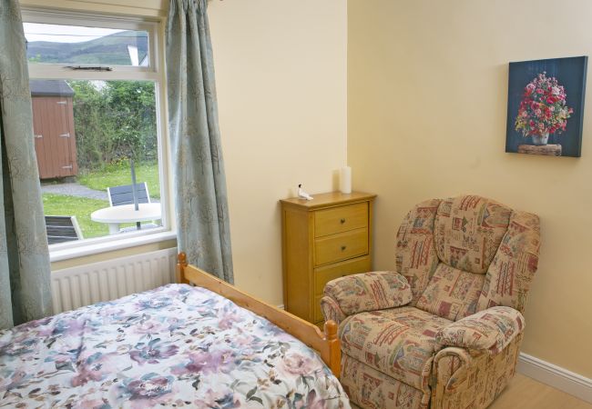 Garden Cottage Tipperary, Rural Pet-Friendly Holiday Accommodation Available in Cahir, County TipperaryGarden Cottage Tipperary, Rural Pet-Friendly Ho