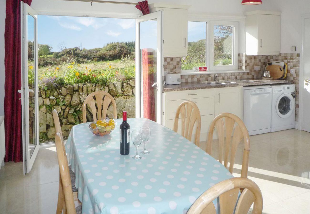 The White Holiday Cottage Leap,  Rural Self Catering holiday home in County Cork