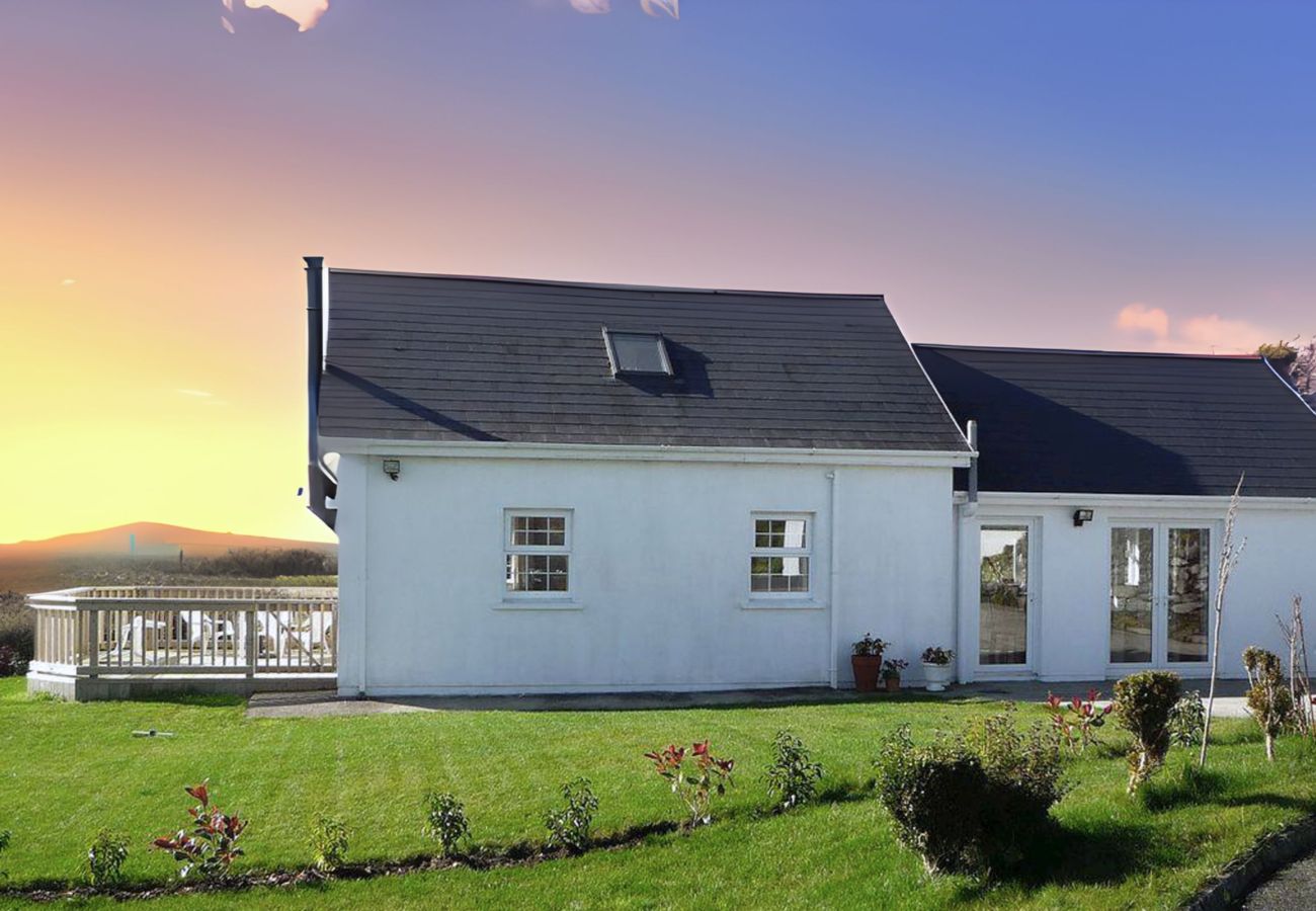 Exterior of The White Cottage Leap, Holiday Accommodation Available near Rosscarbery County Cork