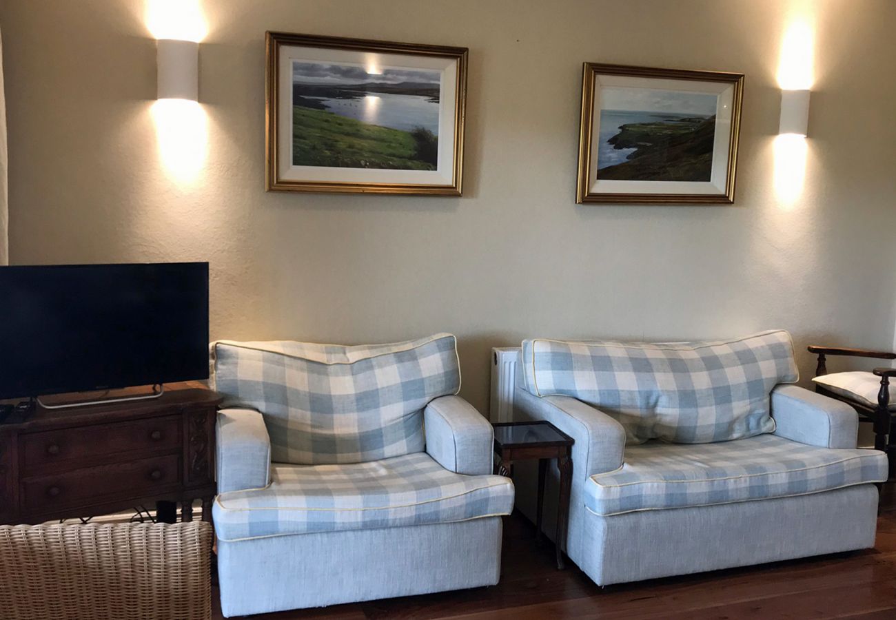 Clifden Luxury Townhouse, Self Catering Holiday Home in Clifden Town, Connemara, County Galway