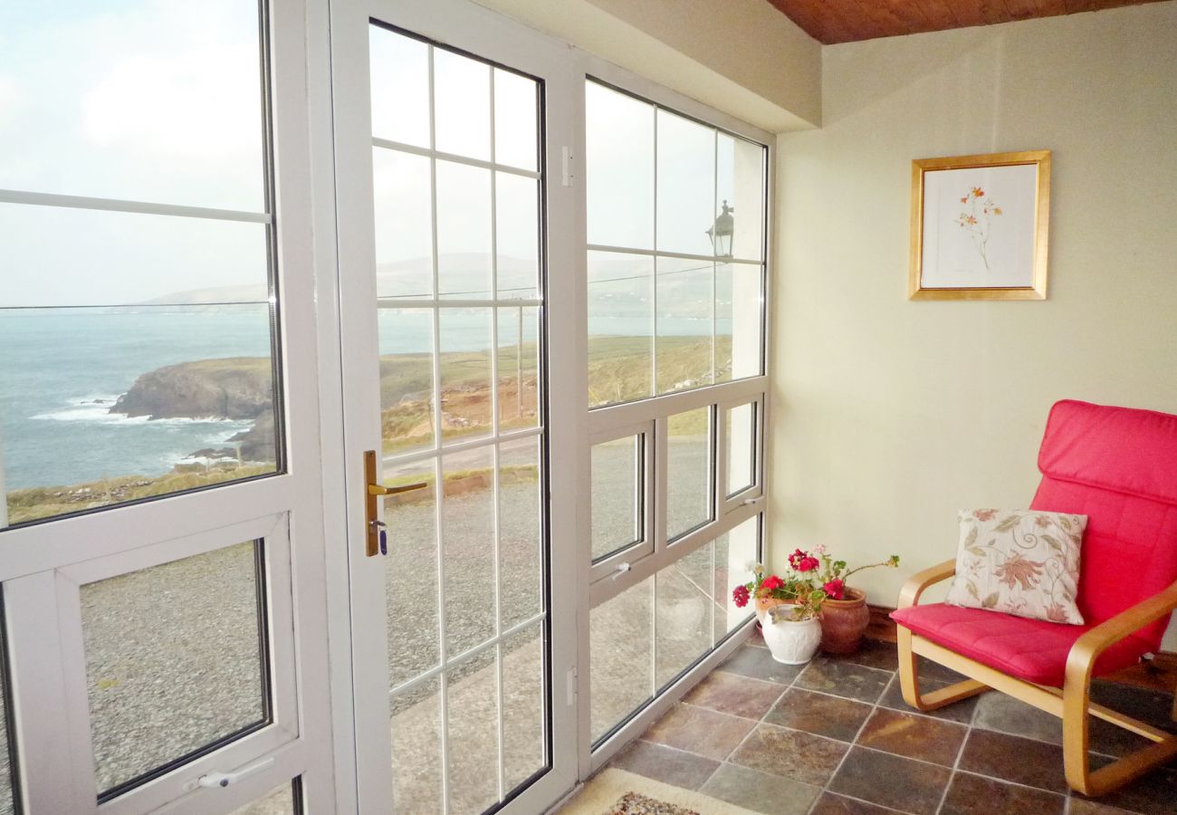 Allaghee Mor Holiday Home, Seaside Holiday Accommodation Available in Ballinskelligs County Kerry