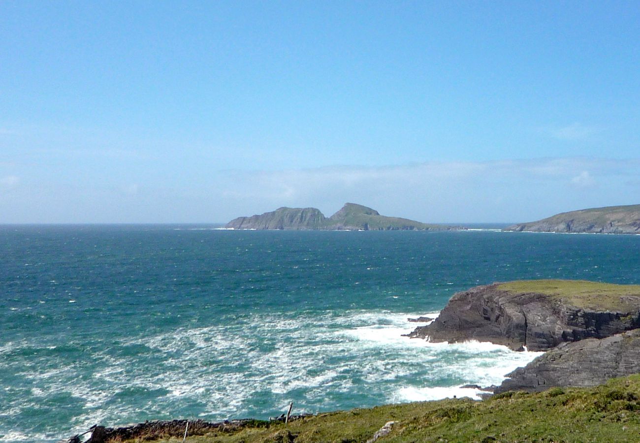 Allaghee Mor Holiday Home, Seaside Holiday Accommodation Available in Ballinskelligs County Kerry