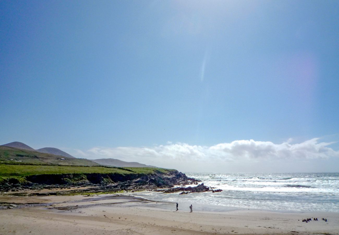 Allaghee Mor Holiday Home, Seaside Holiday Accommodation Available in Ballinskelligs County Kerry