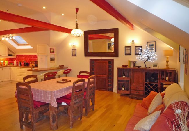 Fourteens Holiday Home, Seaside Holiday Accommodation Available in Ballinskelligs County Kerry