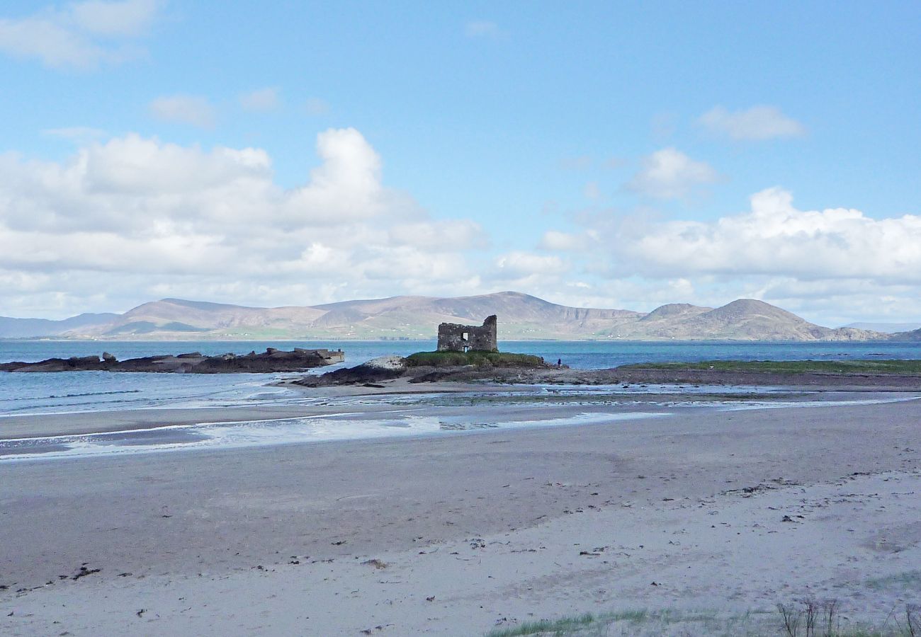 Fourteens Holiday Home, Seaside Holiday Accommodation Available in Ballinskelligs County Kerry