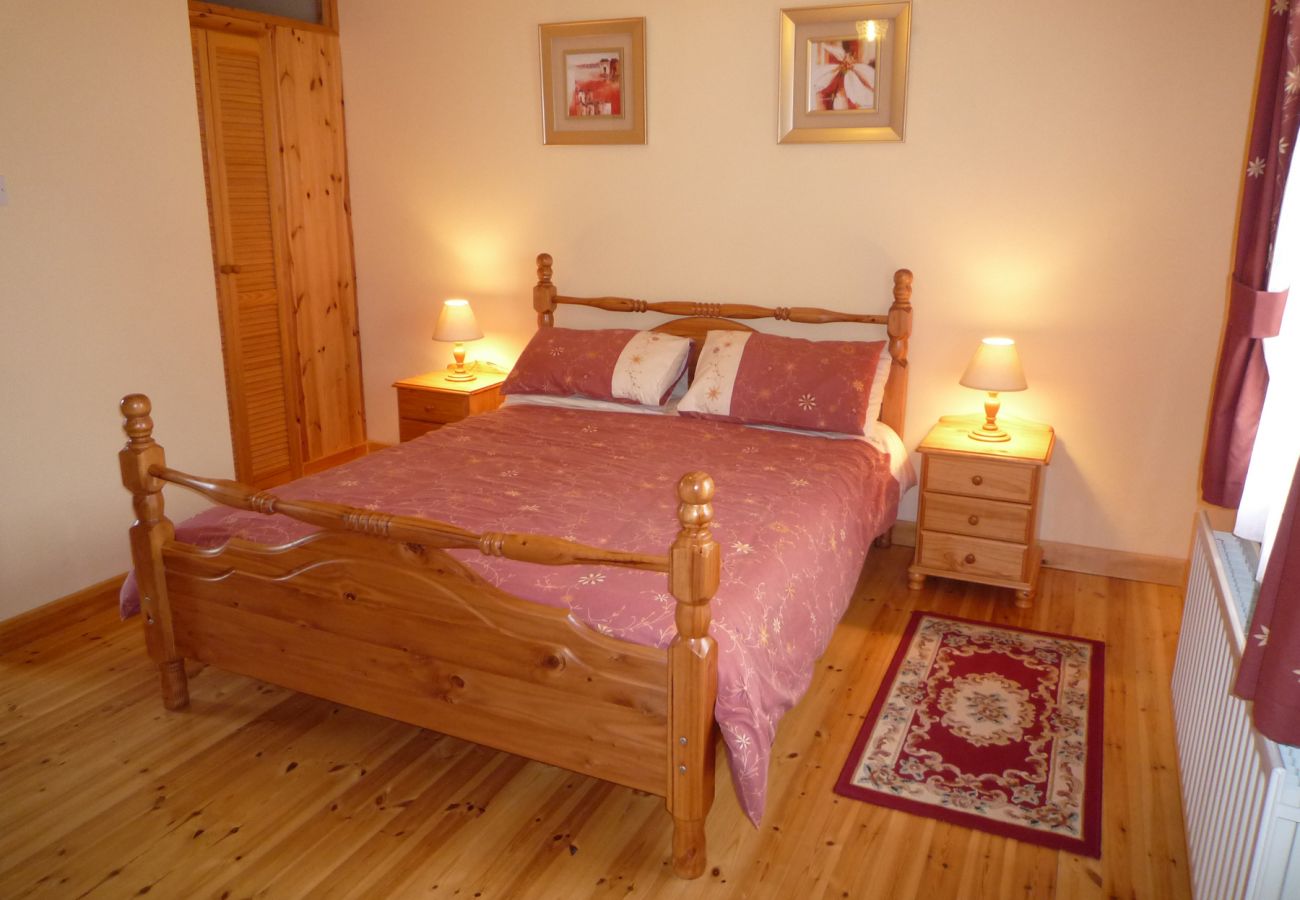 Lakeside Lodge, Holiday Accommodation Available in Bantry County Cork