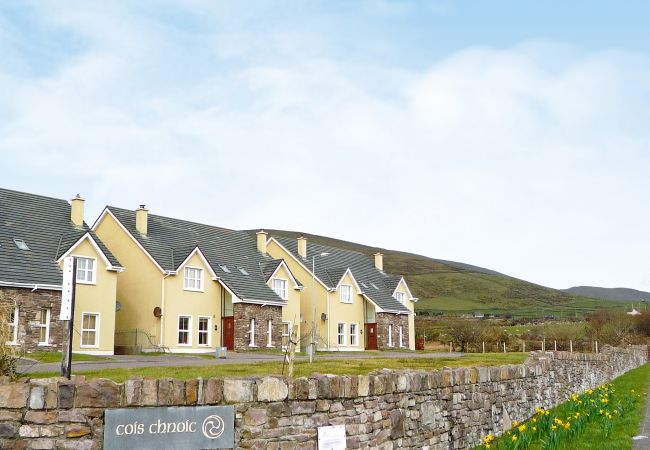 Cois Chnoic, Seaside Holiday Accommodation Available in Dingle County Kerry
