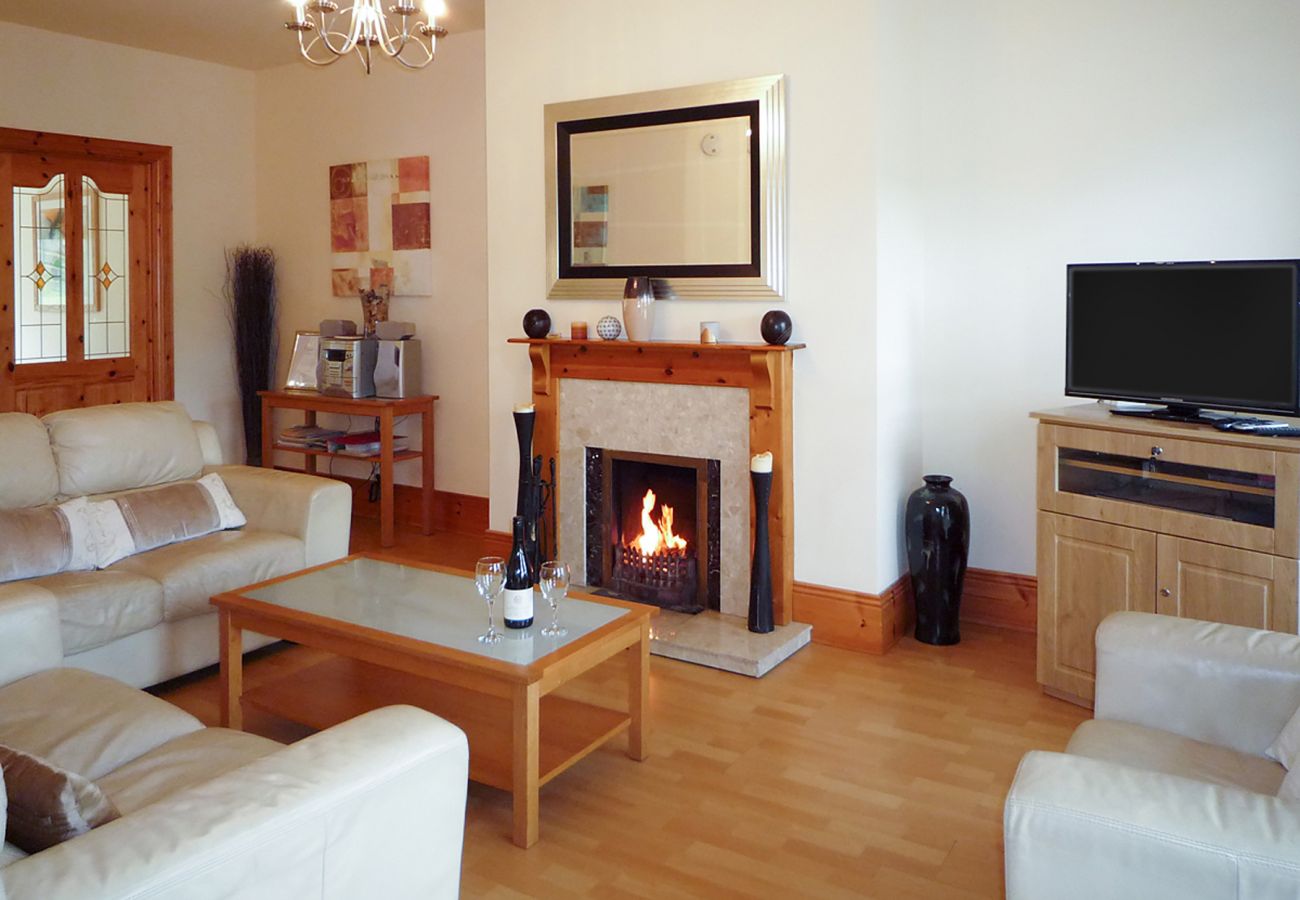 Cois Chnoic, Seaside Holiday Accommodation Available in Dingle County Kerry