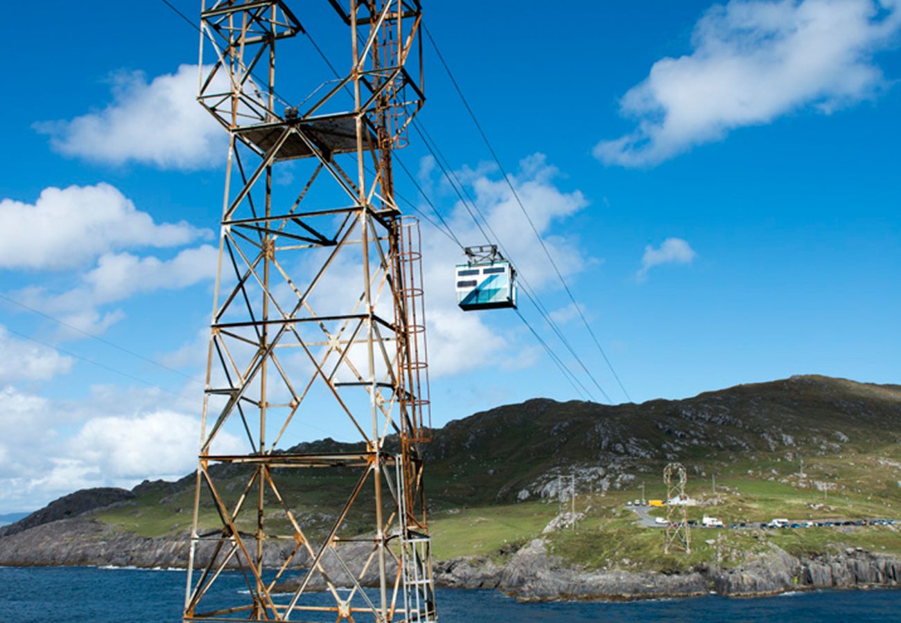 Dursey Island, Beara Peninsula, County Cork © Tourism Ireland