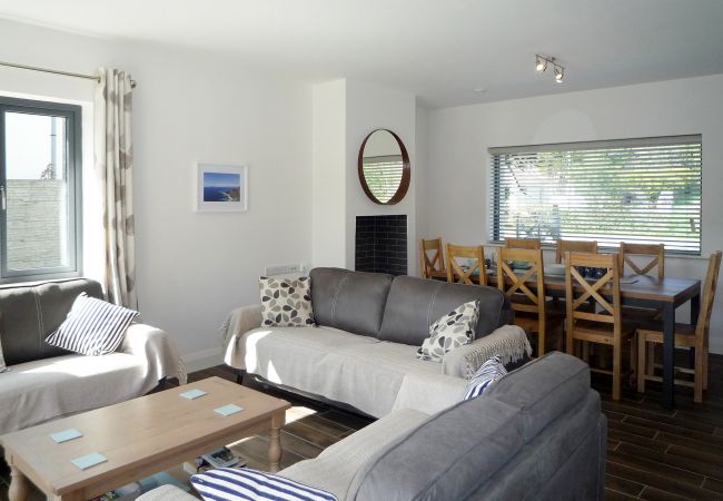 Purple Mountain, Pet Friendly Holiday Accommodation Available in Killarney County Kerry