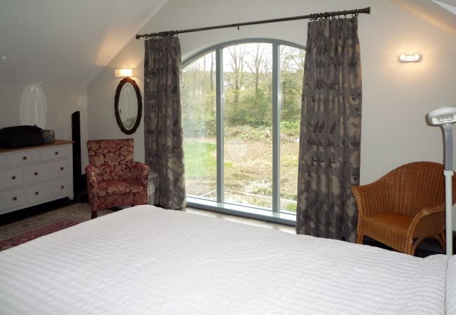 Ballyquirke House, Large and Luxury Holiday Accommodation in Moycullen, Connemara, County Galway