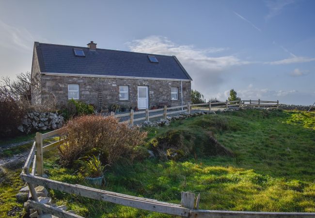 Bridies Cottage, Holiday Cottage with Sea Views Available on Inishnee Peninsula near Roundstone, Connemara, County Galway 