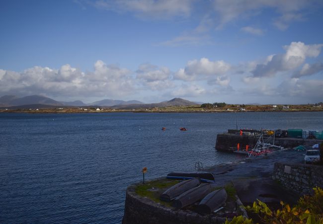Cottage in Roundstone - Bridies Holiday Cottage Roundstone Cottage in Roundstone - Bridies Holiday Cottage Roundstone