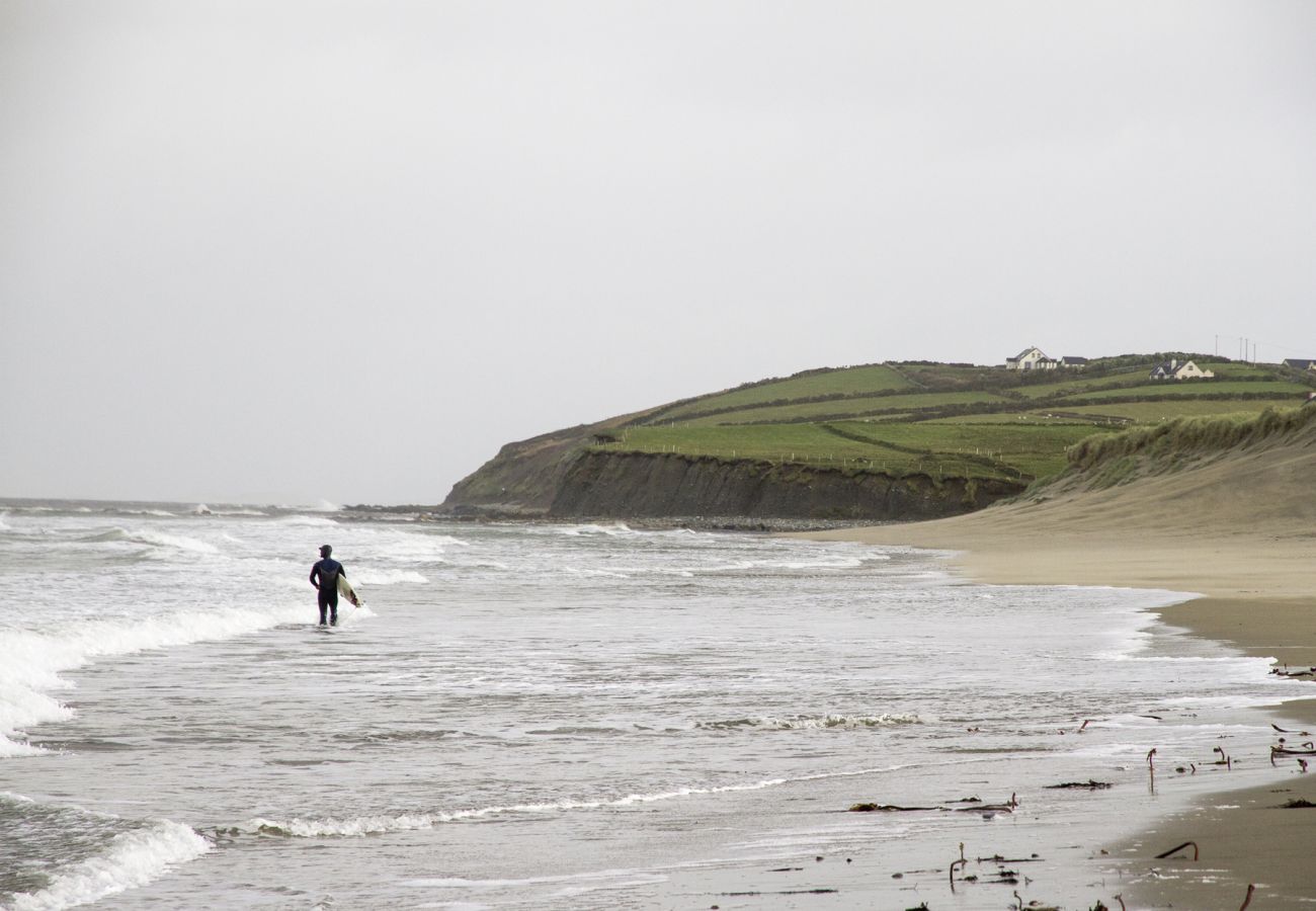 Carrowmore Beach near Louisburg, Co Mayo Courtesy of Peter McCabe © Failte Ireland.