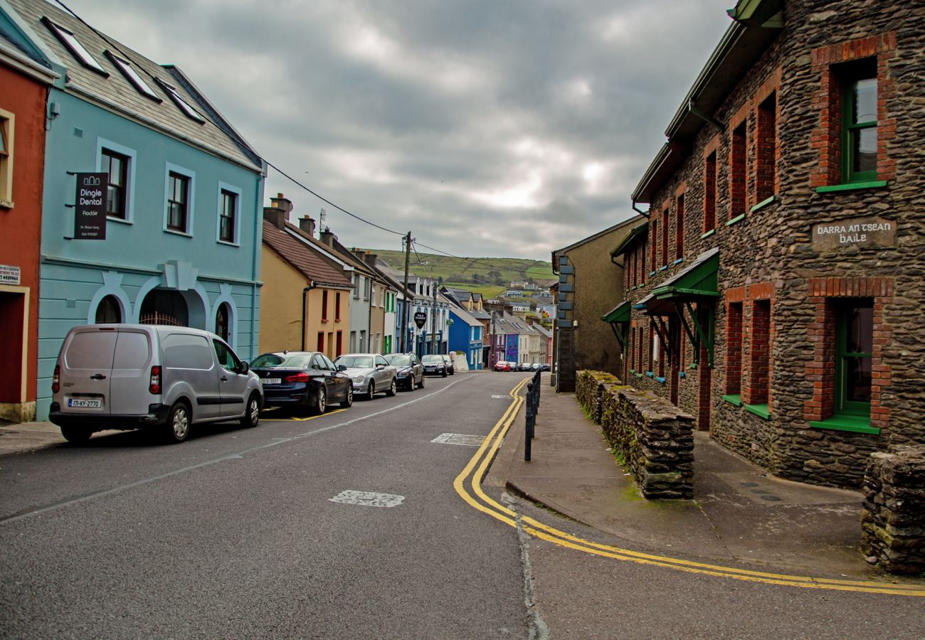 Family Self-Catering Dingle Town Holiday Home, Dingle, County Kerry