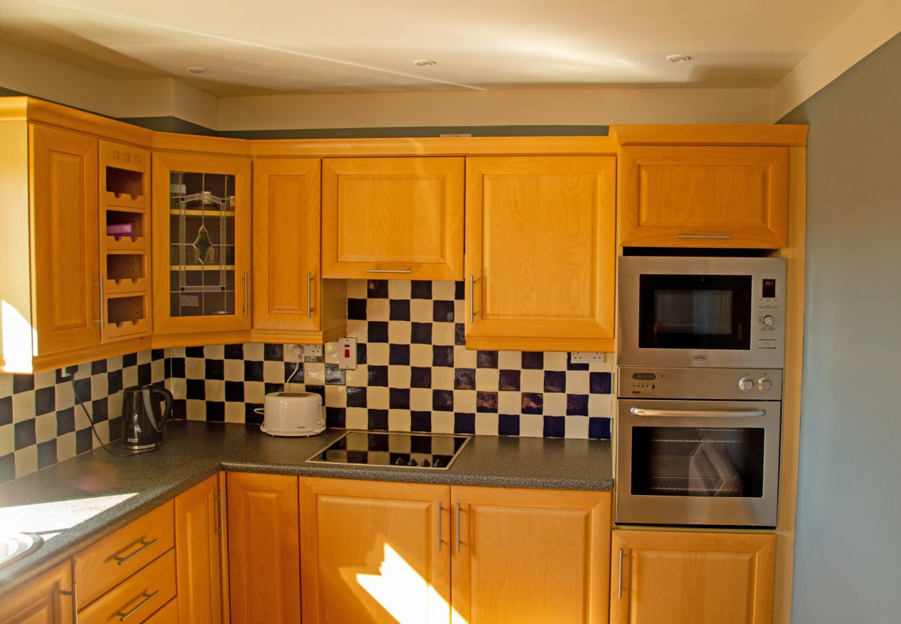 Family Self-Catering Dingle Town Holiday Home, Dingle, County Kerry