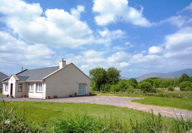 Charming Shannon’s Gate Self-Catering Holiday Home near Killorglin, County Kerry