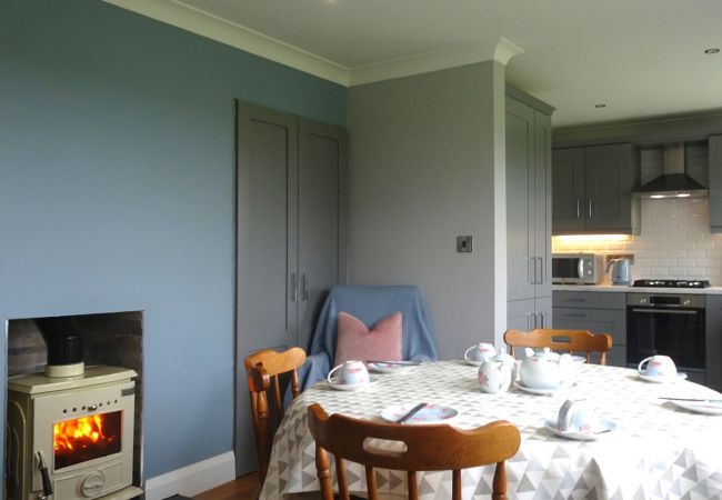 Charming Mary Naoise Family Self-Catering Holiday Home, Lettermacaward, County Donegal