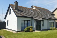 Beachside Avenue Holiday Home, Riverchapel, County Wexford Beachside Avenue Self-Catering Family Holiday Home, Riverchapel, County Wexford