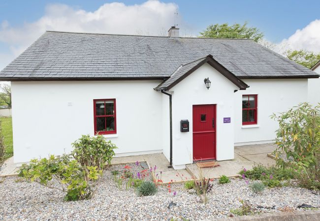 Daisy’s Cottage, Beautiful Self-Catering Holiday Accommodation near Ballycotton, County Cork