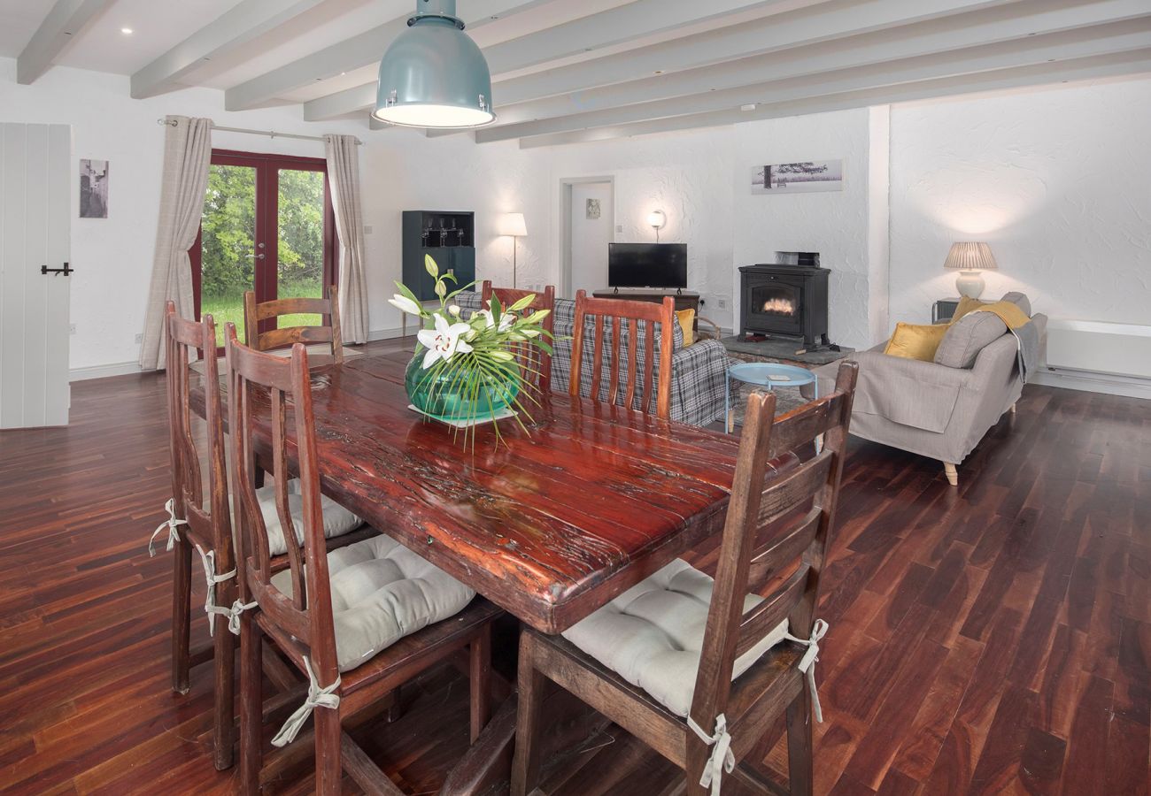 Daisy’s Cottage, Beautiful Self-Catering Holiday Accommodation near Ballycotton, County Cork