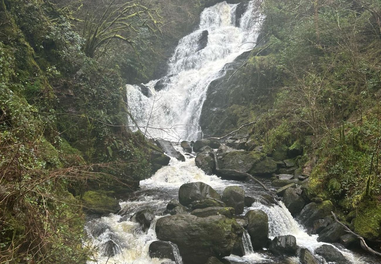 Waterfall Tigin Mamo Glenbeigh Holiday Cottage Glenbeigh Kerry Ireland