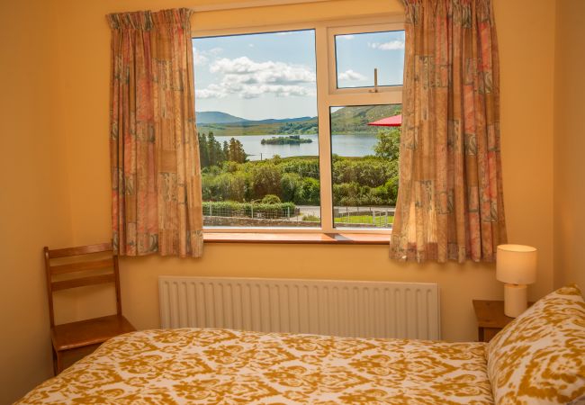 Lough Corrib View Holiday Home, Large Holiday Accommodation in Maam, County Galway