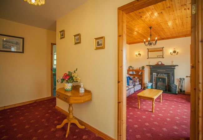 Lough Corrib View Holiday Home, Large Holiday Accommodation in Maam, County Galway