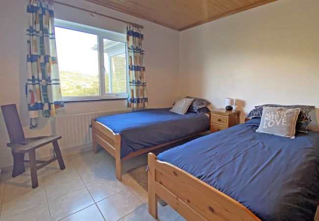 Cottage in Roundstone - Dogs Bay Holiday Cottage Cottage in Roundstone - Dogs Bay Holiday Cottage