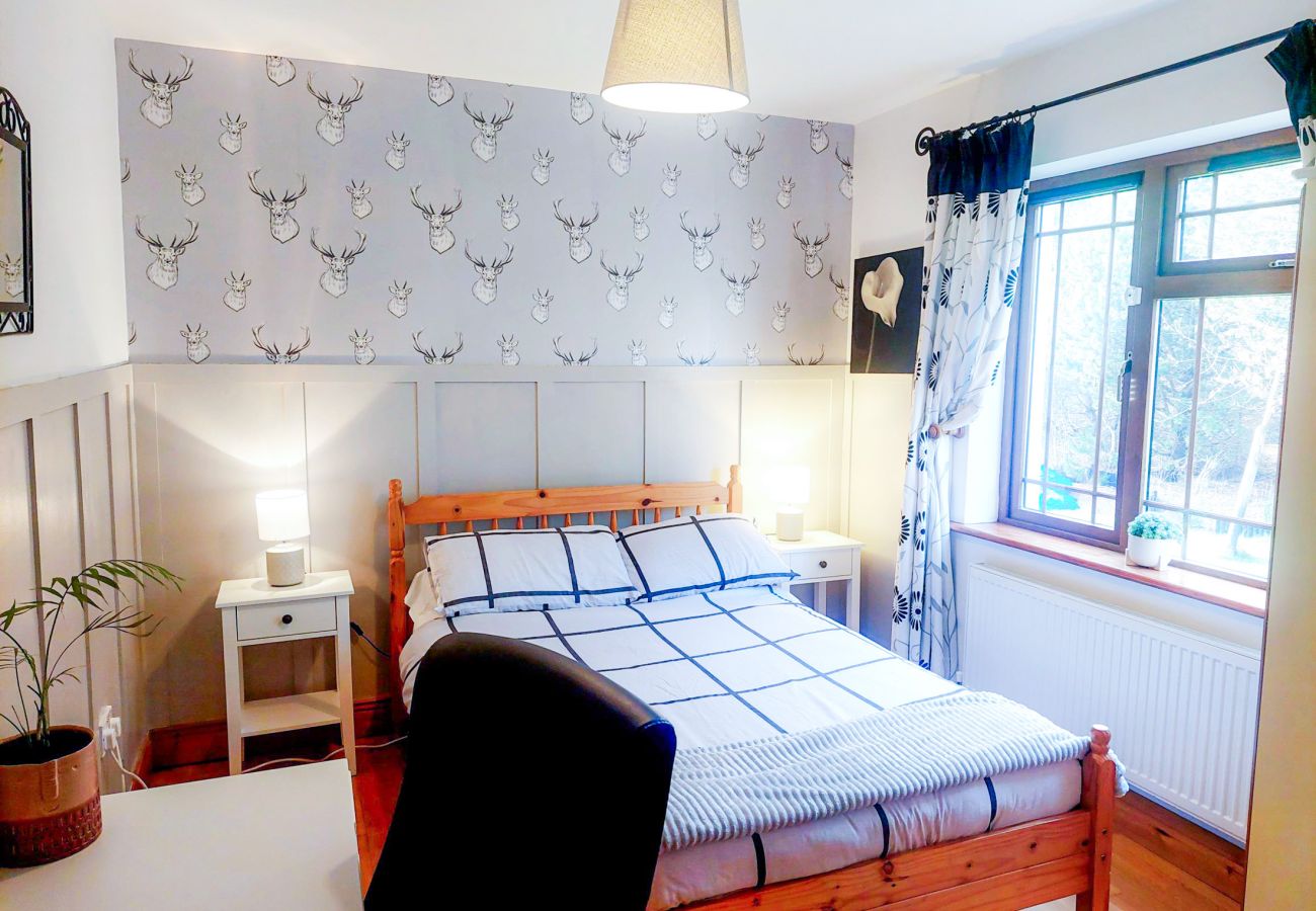 Double Bedroom Sleeping 2 Knockmanagh Holiday Home