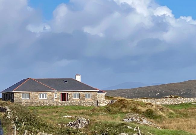 Carna Sea View Holiday Home, Large Holiday Accommodation Available near Carna, County Galway