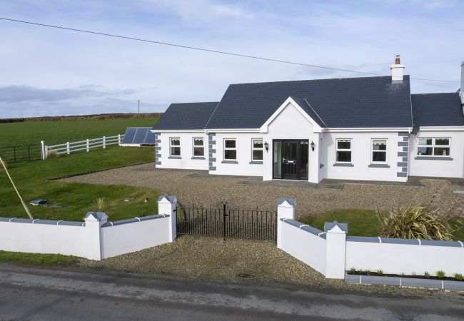Matthews Cottage Doonbeg, Coastal Holiday Accommodation near Doonbeg, County Clare