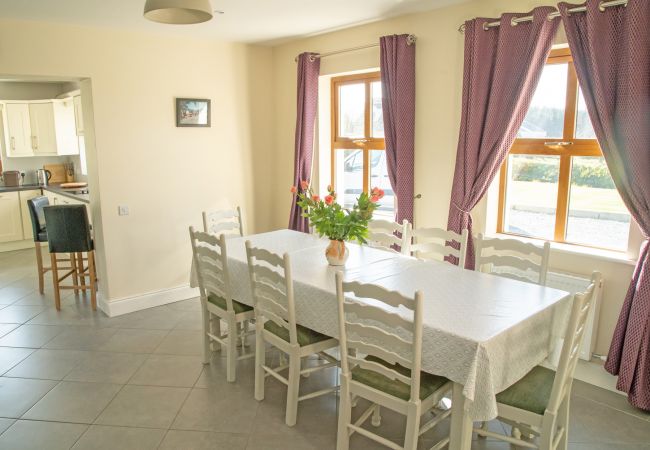 Malachys Rest, Coastal Holiday Accommodation Available in Dingle, County Kerry