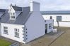 House in Doonbeg - Matthews Traditional Holiday Cottage 
