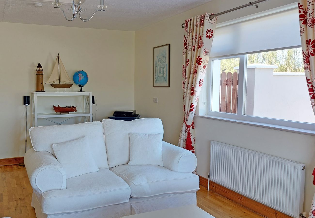 Southland Holiday Home, Seaside Holiday Accommodation Available near Milltown Malbay, County Clare