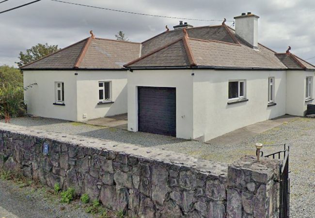 Bealadangan Holiday Home, Coastal Holiday Home Available in Connemara, County Galway