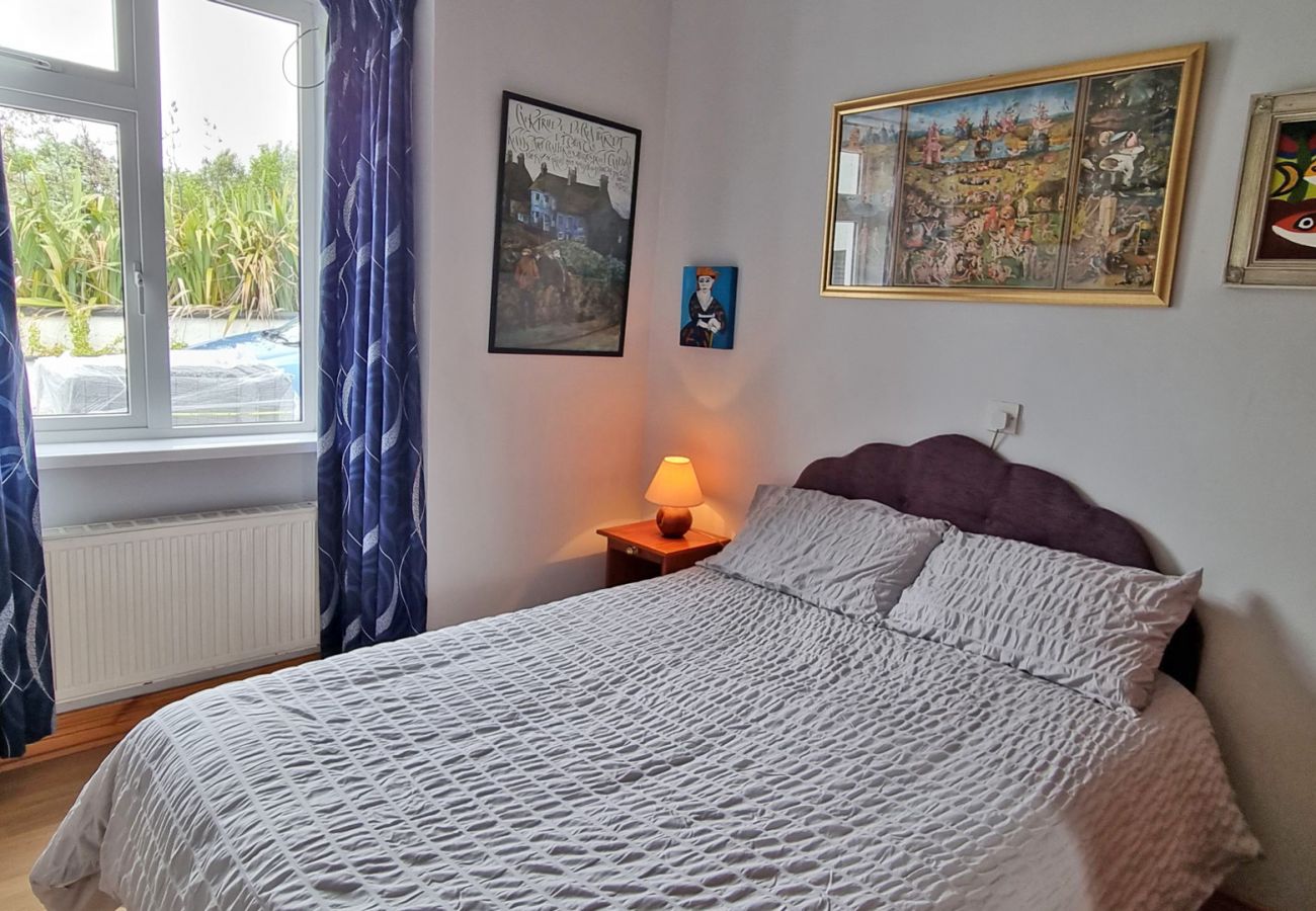 Bealadangan Holiday Home, Coastal Holiday Home Available in Connemara, County Galway