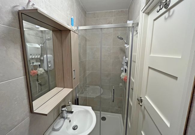 House in Oranmore - The Nook Oranmore Holiday Home House in Oranmore - The Nook Oranmore Holiday Home