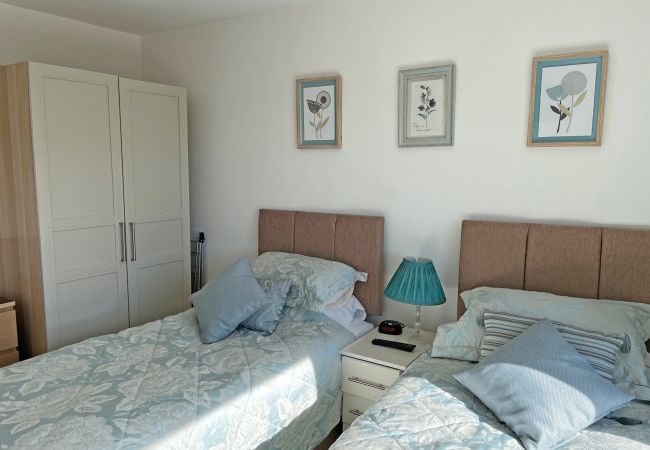The Nook Oranmore Holiday Home, Coastal Holiday Accommodation Available in Oranmore, County Galway