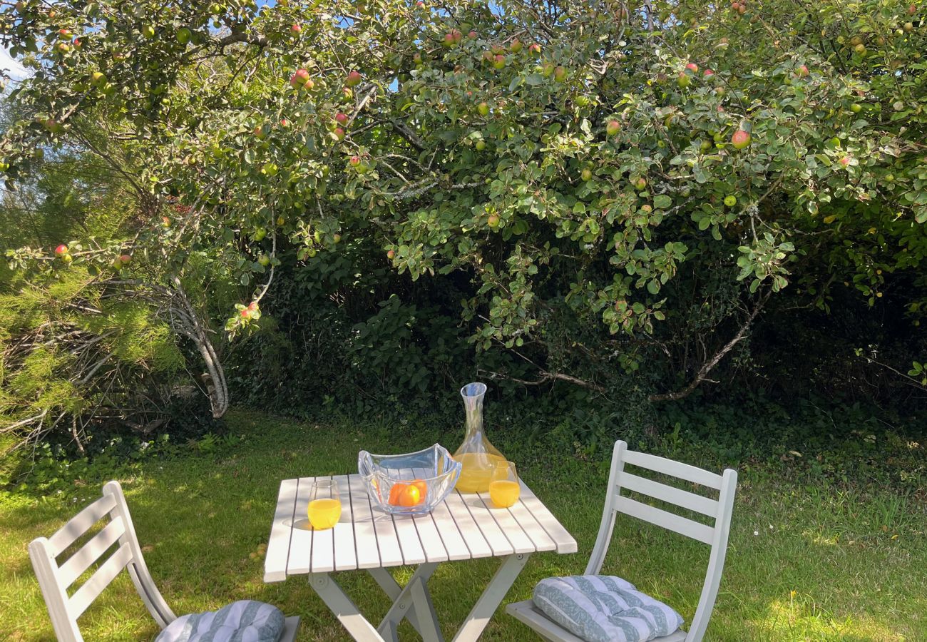 The Nook Oranmore Holiday Home, Coastal Holiday Accommodation Available in Oranmore, County Galway