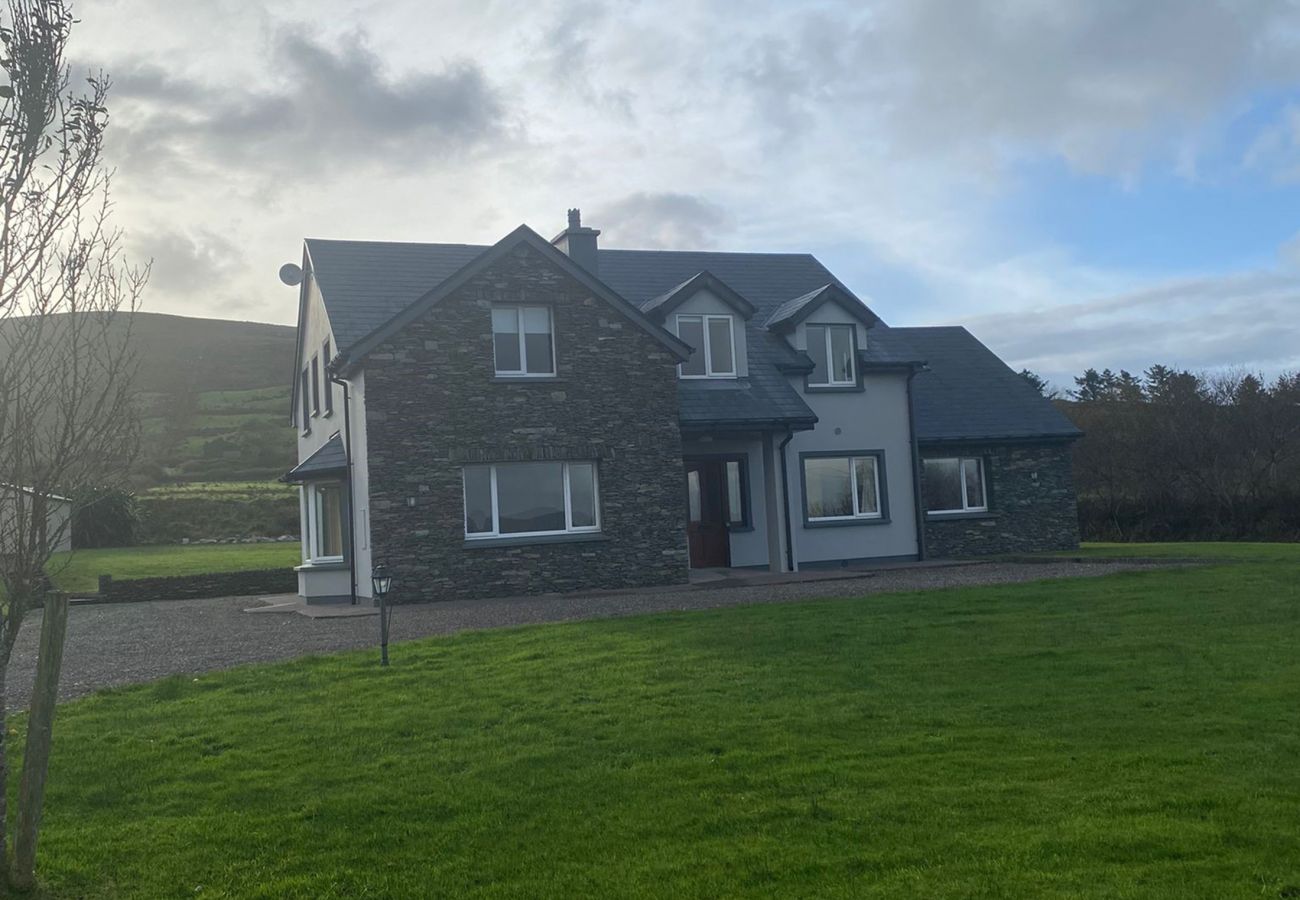 Valentia View Holiday Home, Coastal Holiday Accommodation Available near Caherciveen, County Kerry| Trident Holiday Homes | Read More and Book Online 