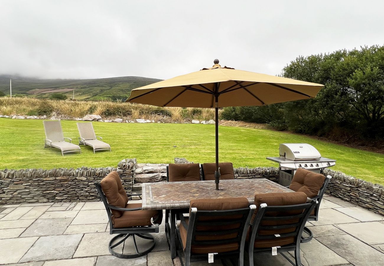 Valentia View Holiday Home, Coastal Holiday Accommodation Available near Caherciveen, County Kerry| Trident Holiday Homes | Read More and Book Online 