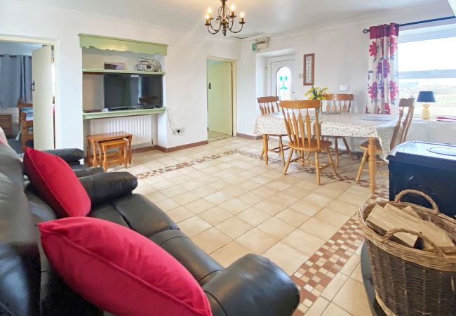 House in Clifden - Coral Strand Beach Cottage House in Clifden - Coral Strand Beach Cottage