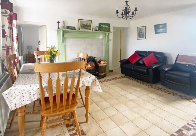 House in Clifden - Coral Strand Beach Cottage House in Clifden - Coral Strand Beach Cottage