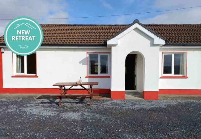 Exterior of Robins Roost Holiday Home Cornamona County Galway Ireland
