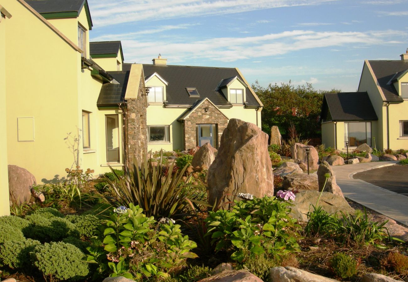 Waterville Holiday Homes No 10, Coastal Accommodation Available in Waterville, County Kerry