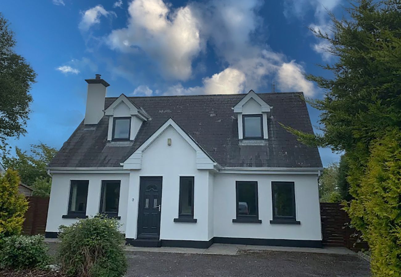 Exterior of Burren Seaside Lodge, Coastal Holiday Accommodation Available in Ballyvaughan, County Clare