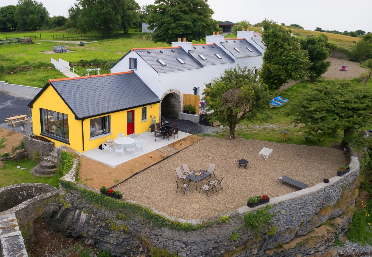 Shannon Castle Holiday Cottages Type A , Riverside Holiday Accommodation Available in Ballysteem, County Limerick