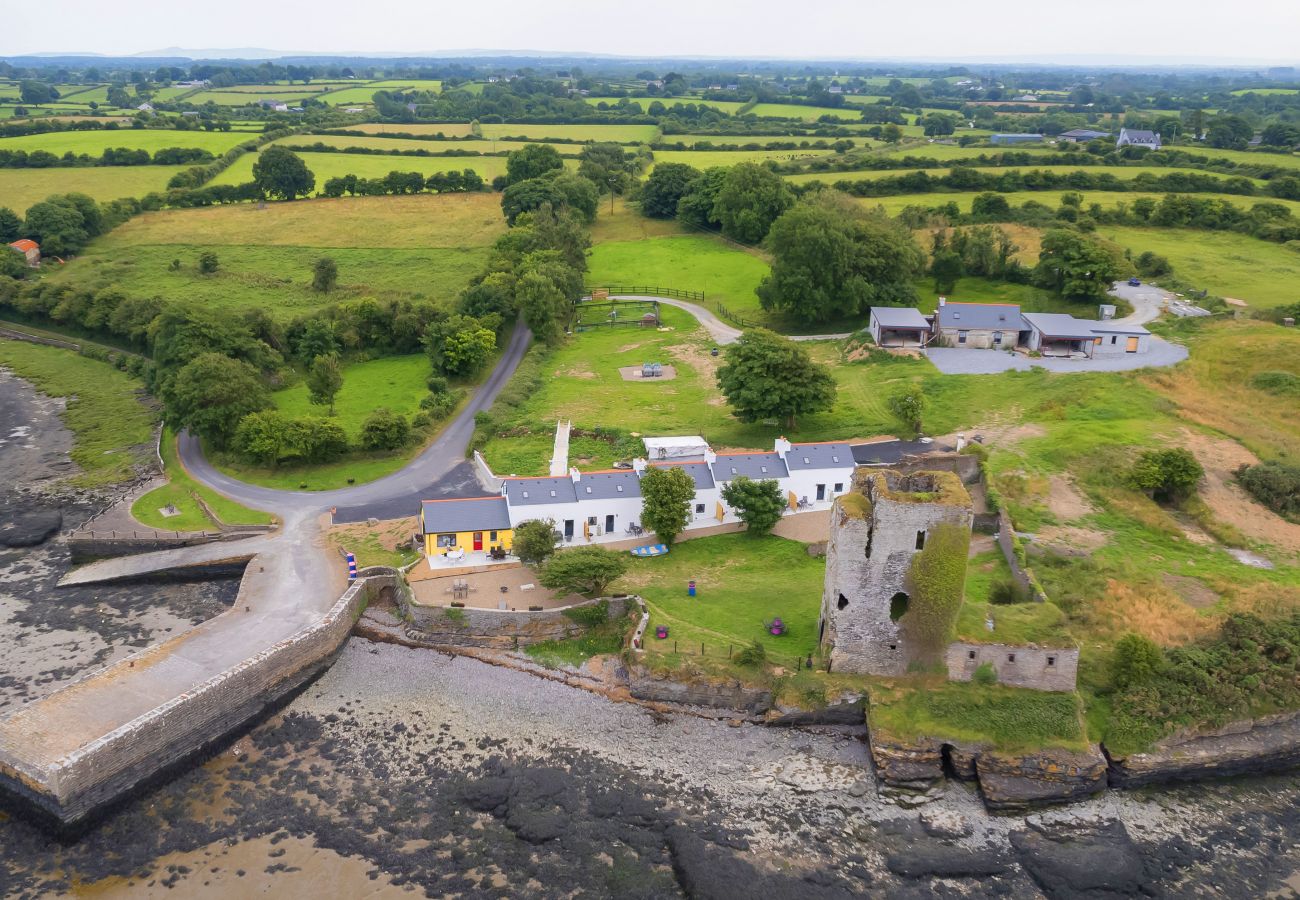 Shannon Castle Holiday Cottages Type A , Riverside Holiday Accommodation Available in Ballysteem, County Limerick