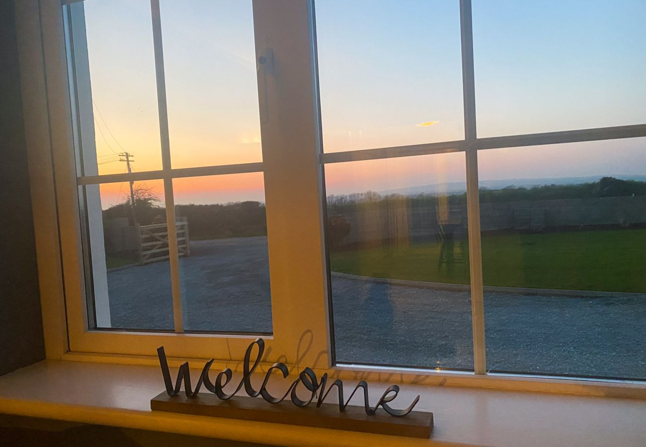 Hilltop Haven Kilmore, Coastal Holiday Accommodation Available in Kilmore, County Wexford